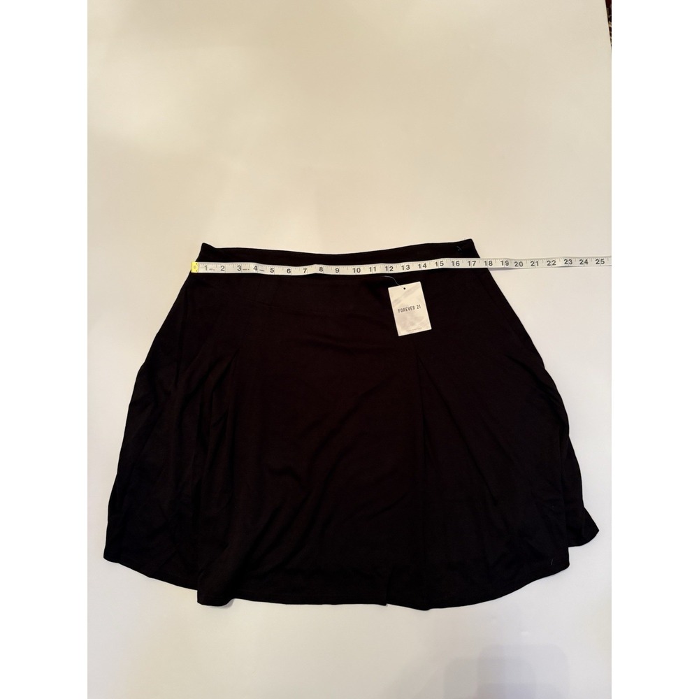Forever 21 Plus Women 1X Mini Skirt Black Zip Minimalist Going Out Chic Cute NWT